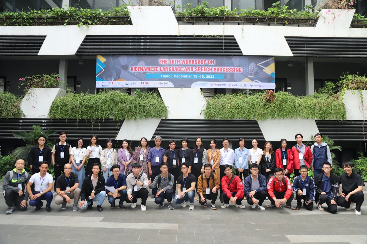 INT2 sponsors VLSP 2025